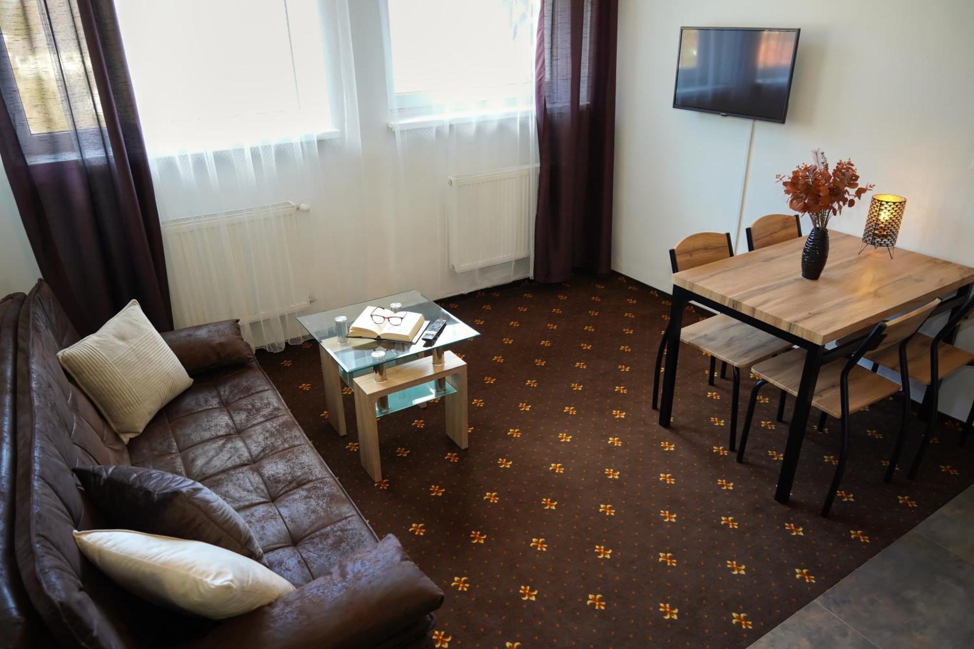 Hotel Raj Dedinky Luaran gambar