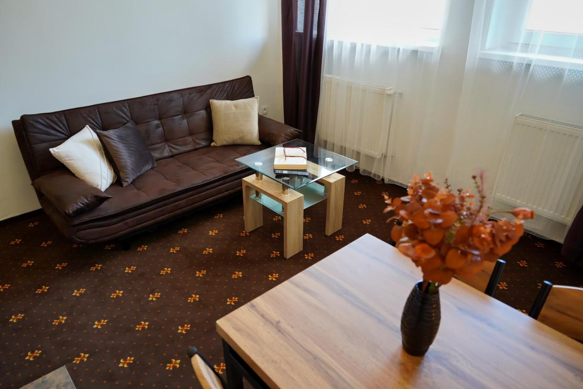 Hotel Raj Dedinky Luaran gambar
