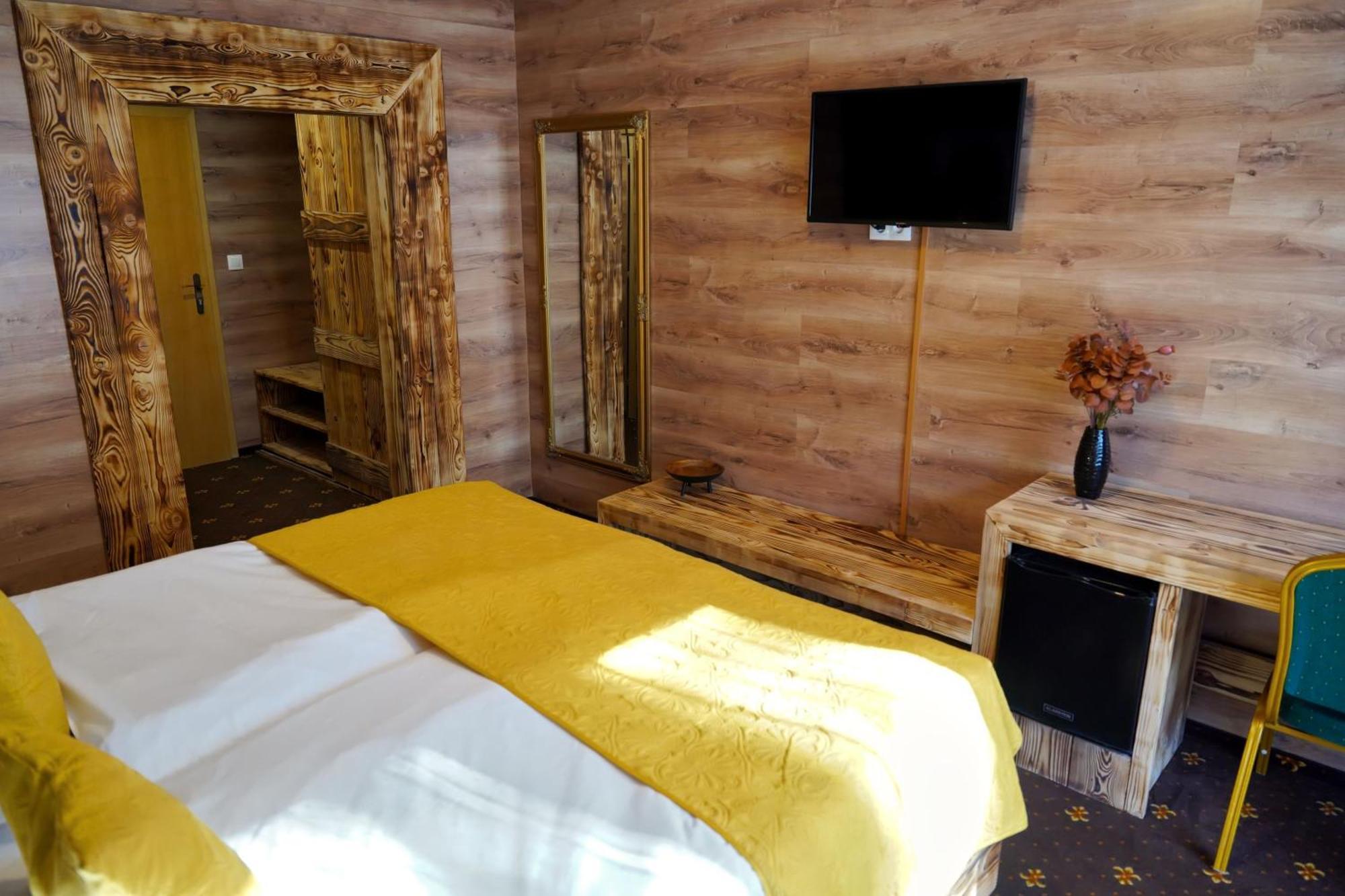 Hotel Raj Dedinky Luaran gambar