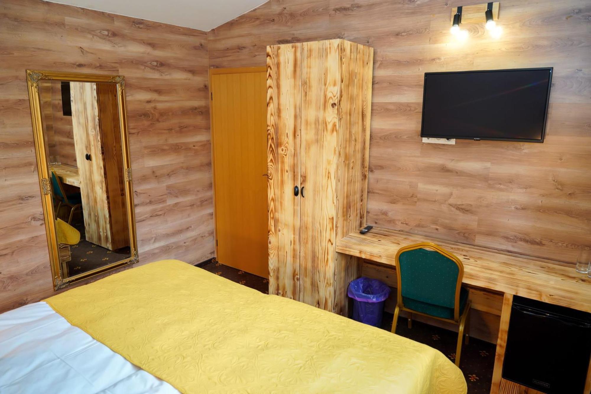 Hotel Raj Dedinky Luaran gambar