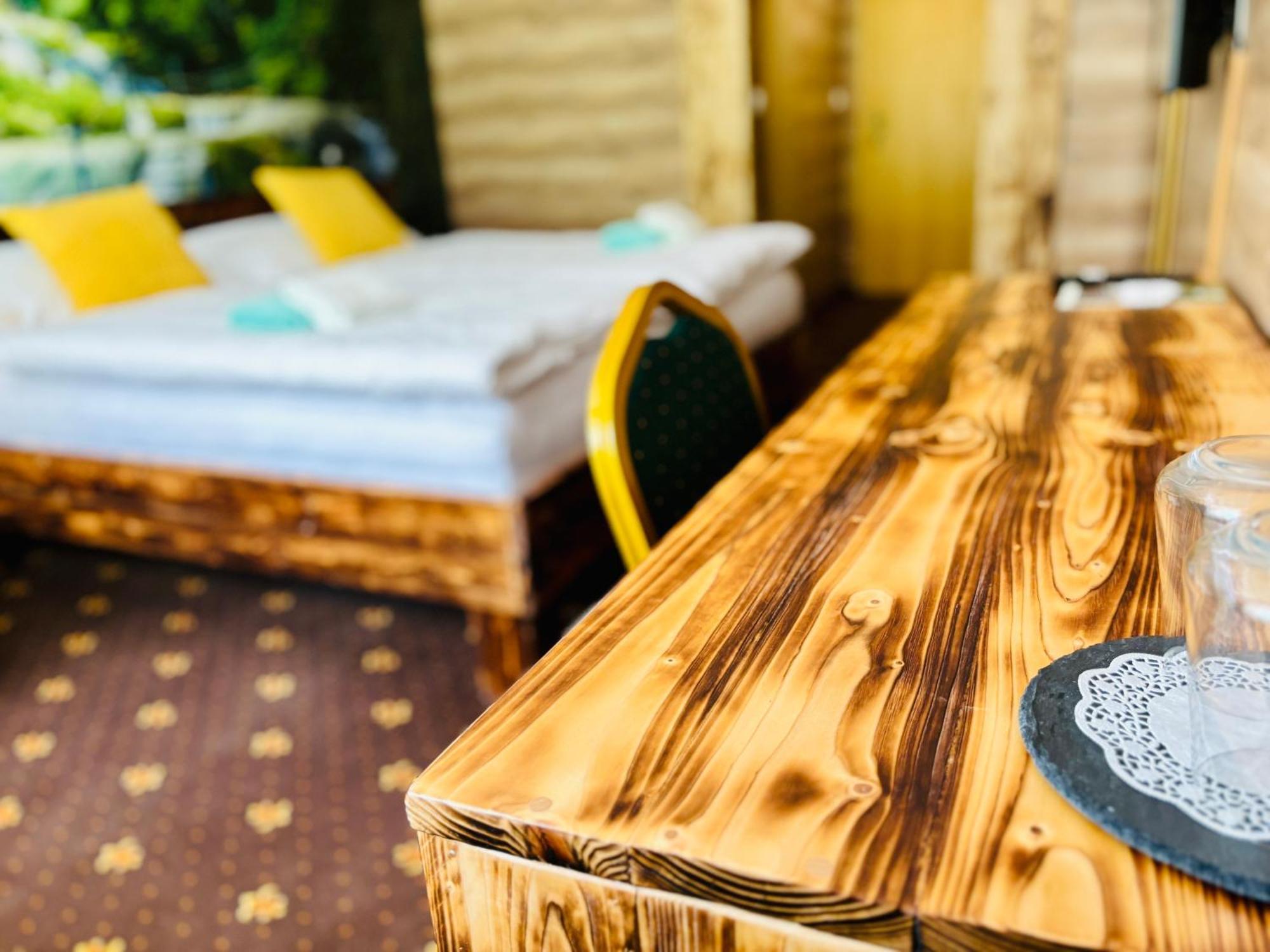 Hotel Raj Dedinky Luaran gambar